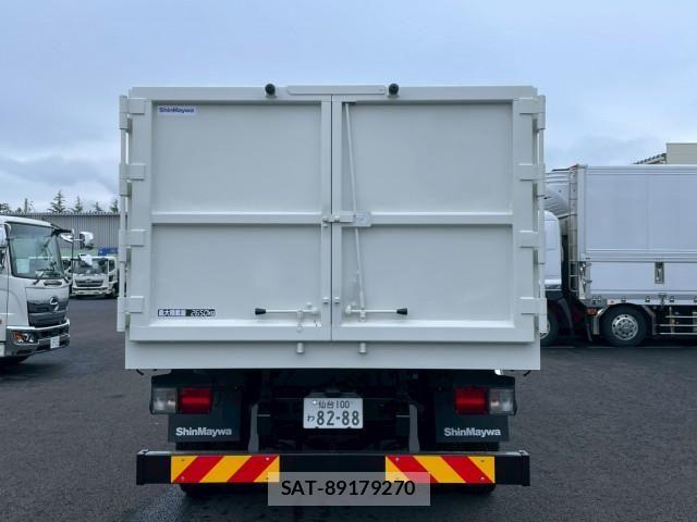Hino RANGER 2023-05 8526887-4