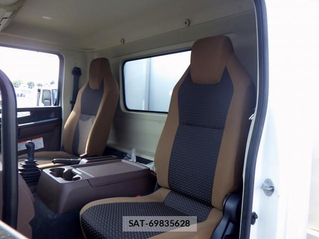 Hino RANGER 2020-06 8526911-13