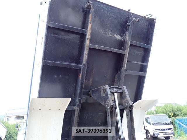 Hino RANGER 2013-10 8526931-17