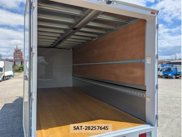 Hino RANGER 2023-08 8526881-13