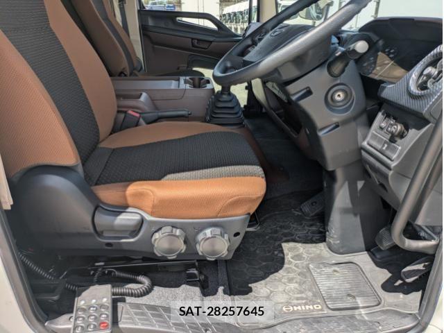 Hino RANGER 2023-08 8526881-24