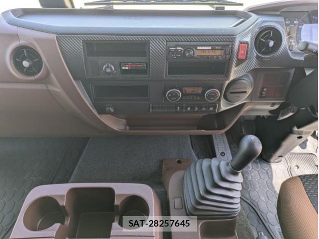 Hino RANGER 2023-08 8526881-27