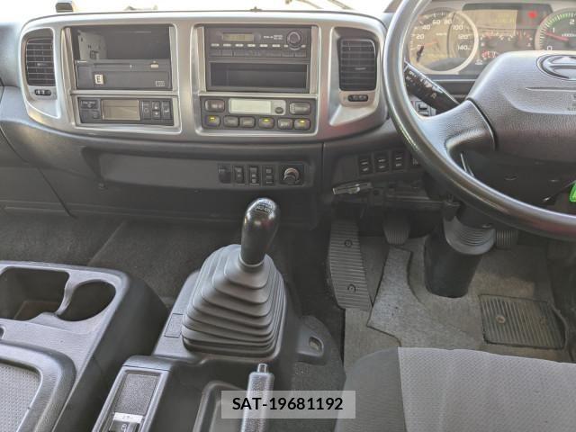Hino RANGER 2016-06 8526926-26