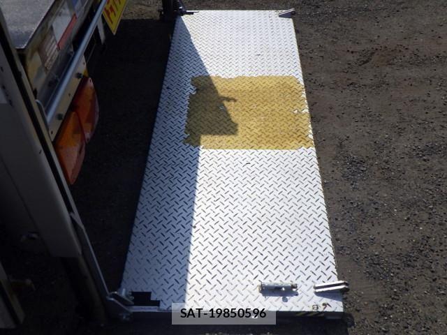 Hino RANGER 2015-08 8528557-10