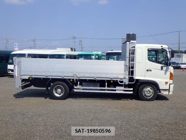 Hino RANGER 2015-08 8528557-4