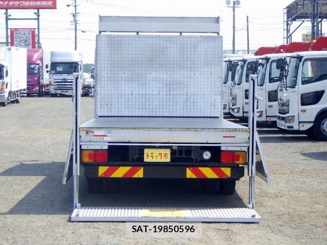 Hino RANGER 2015-08 8528557-6