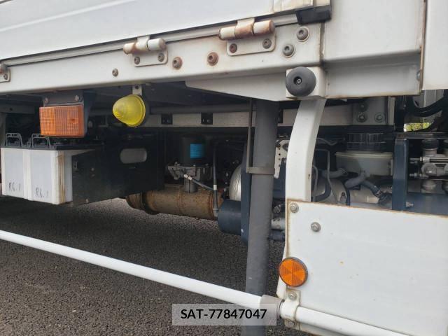 Hino RANGER 2017-01 8526889-17