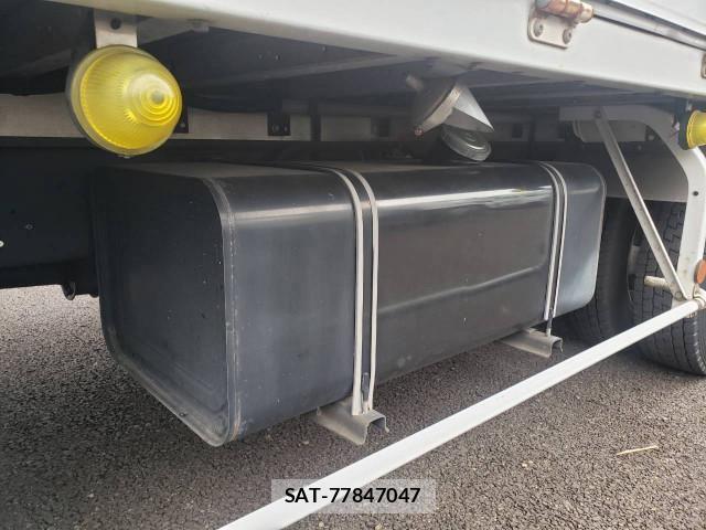 Hino RANGER 2017-01 8526889-21