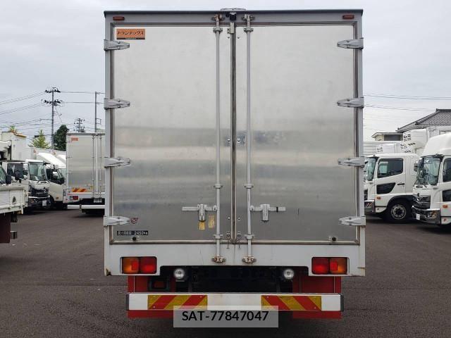 Hino RANGER 2017-01 8526889-4