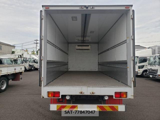 Hino RANGER 2017-01 8526889-8