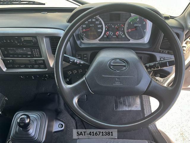 Hino RANGER 2017-11 8526916-25
