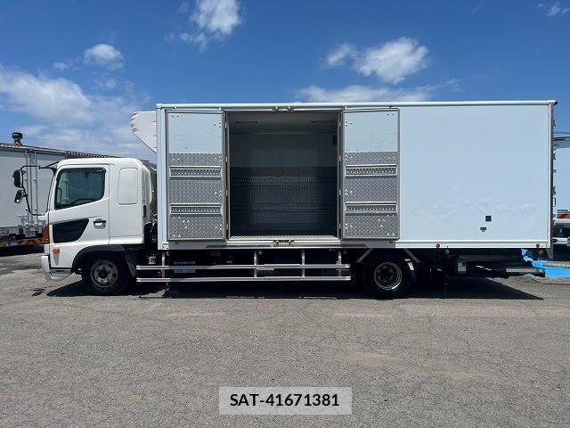 Hino RANGER 2017-11 8526916-8
