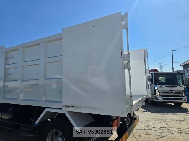 Hino RANGER 2013-09 8526927-15