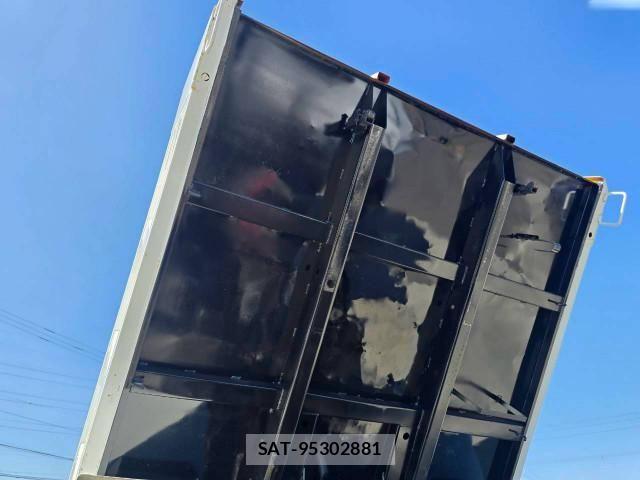 Hino RANGER 2013-09 8526927-17