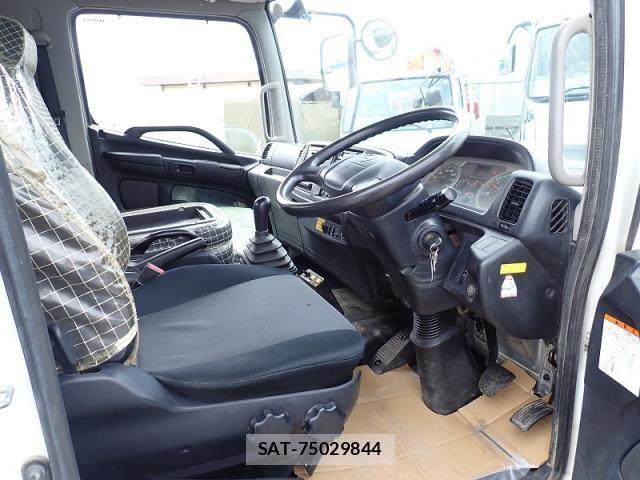 Hino RANGER 2015-12 8526929-10