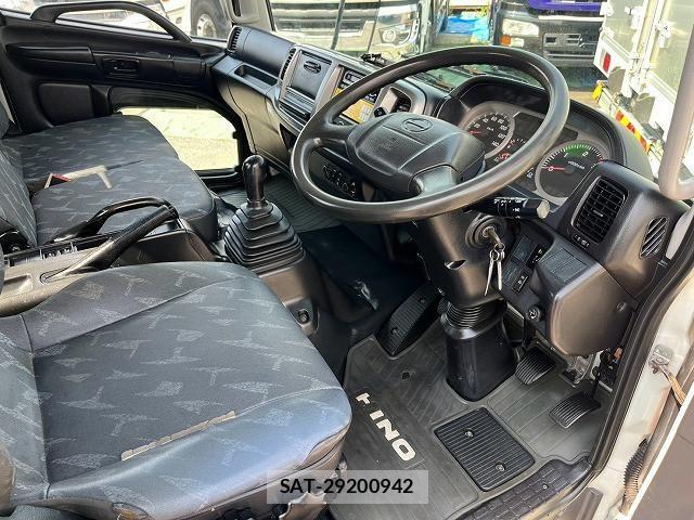 Hino RANGER 2013-12 8526932-21