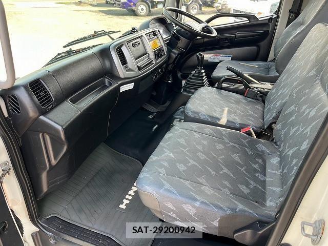 Hino RANGER 2013-12 8526932-25
