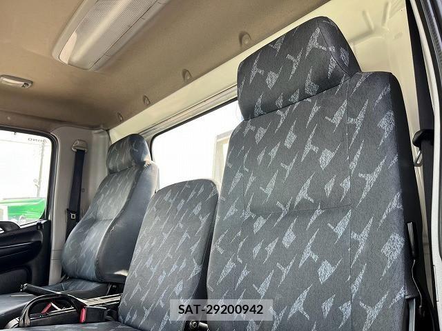 Hino RANGER 2013-12 8526932-26