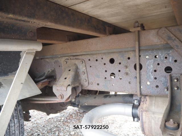 Hino RANGER 2004-07 8526918-13