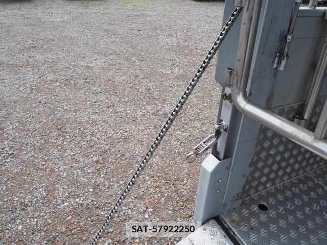 Hino RANGER 2004-07 8526918-24