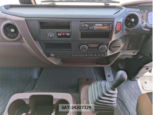 Hino RANGER 2023-08 8526880-11
