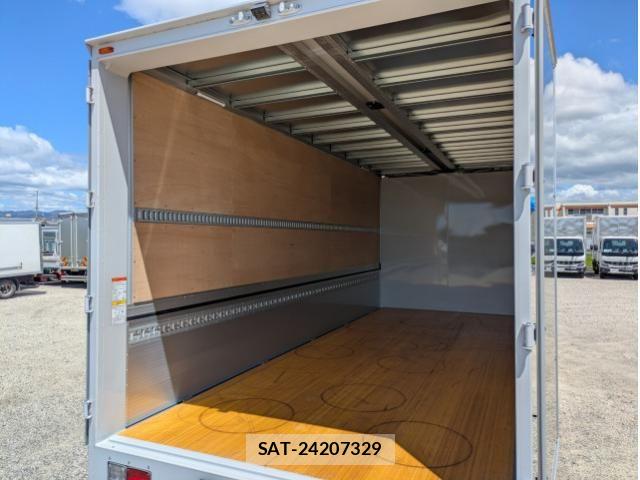 Hino RANGER 2023-08 8526880-22