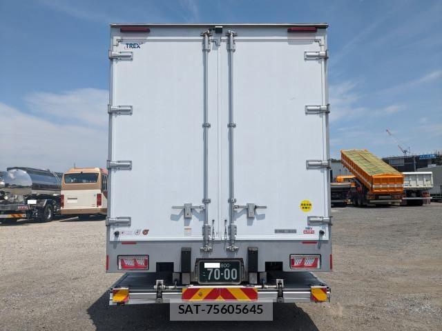 Hino RANGER 2021-08 8526893-4