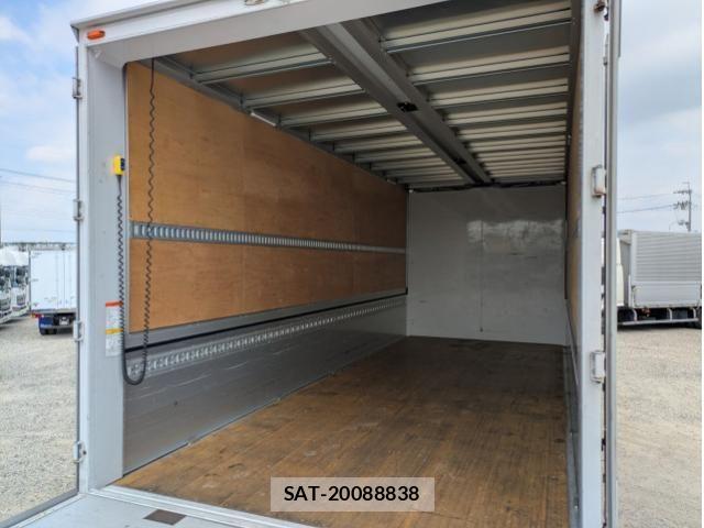 Hino RANGER 2023-01 8526879-18