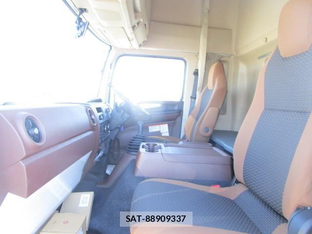 Hino RANGER 2026-01 8526862-22