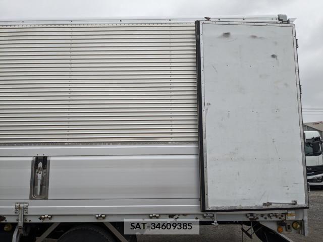 Hino RANGER 2017-02 8526917-18