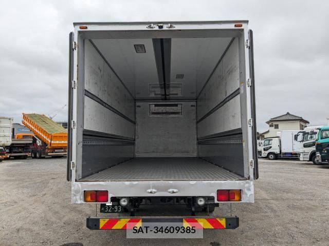 Hino RANGER 2017-02 8526917-7