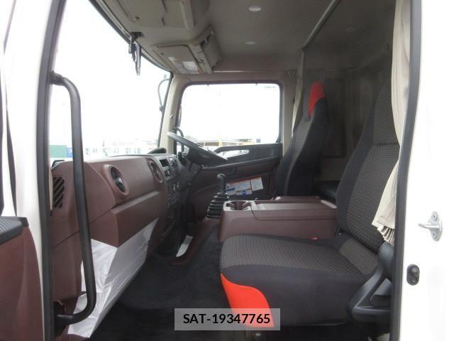 Hino RANGER 2025-11 8526870-21