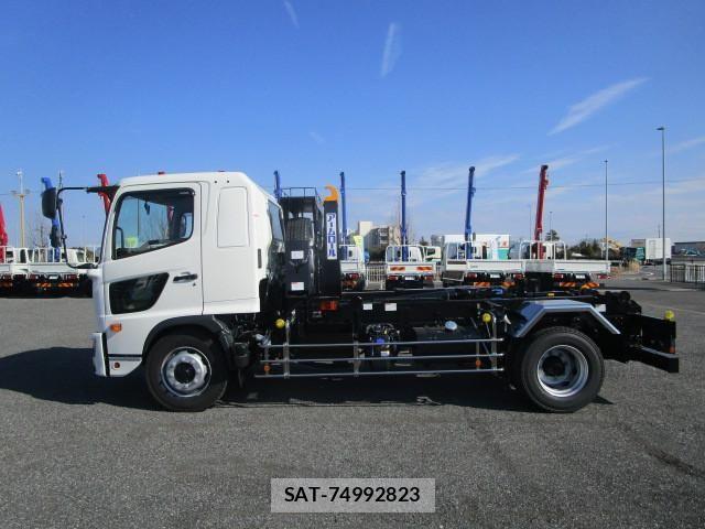 Hino RANGER 2026-01 8526867-3