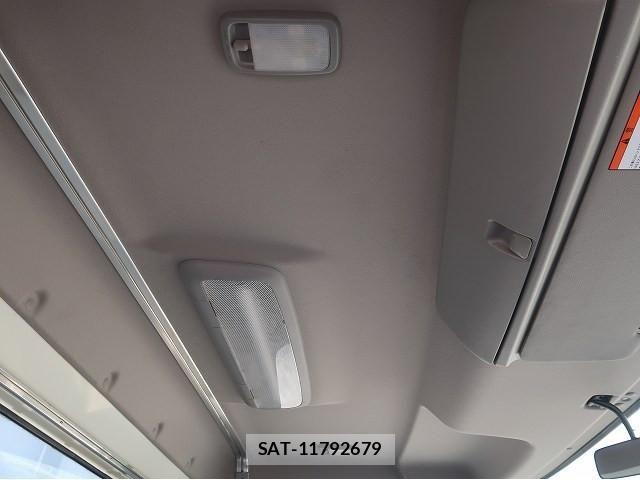 Hino RANGER 2012-06 8563358-23