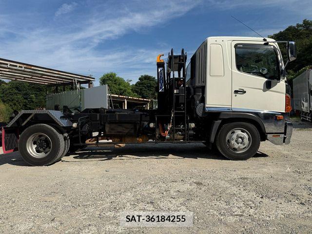 Hino RANGER 2015-10 8563355-17