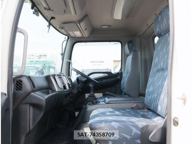 Hino RANGER 2017-12 8563352-26