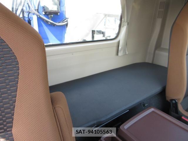 Hino RANGER 2026-01 8563343-23