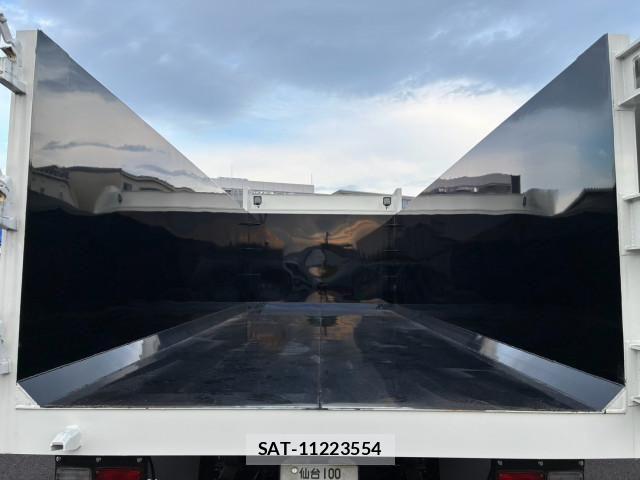 Hino RANGER 2023-07 8563347-9