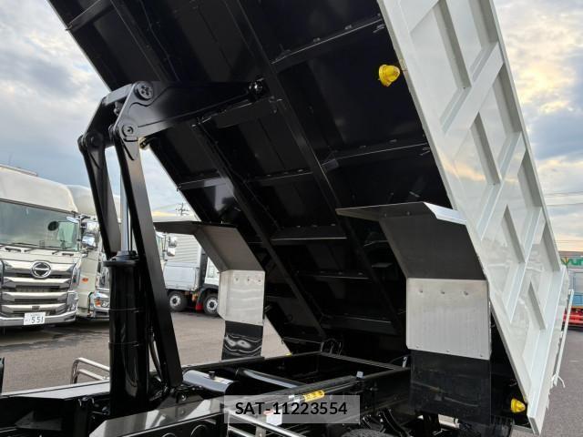 Hino RANGER 2023-07 8563347-15