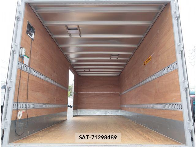 Hino RANGER 2025-04 8563348-9