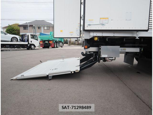 Hino RANGER 2025-04 8563348-8