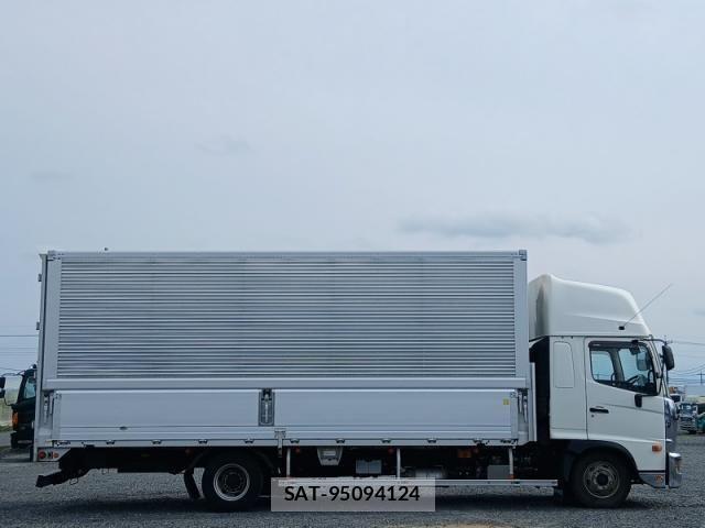 Hino RANGER 2021-07 8563353-3