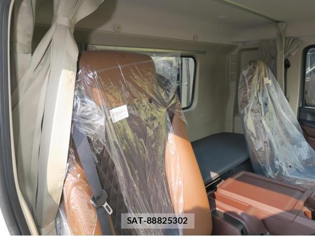 Hino RANGER 2026-03 8628593-26