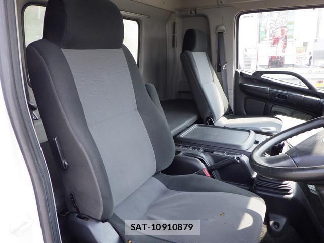 Hino RANGER 2017-03 8628604-23