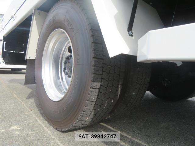 Hino RANGER 2014-11 8628599-17