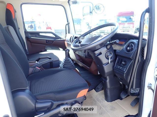 Hino RANGER 2023-03 8628598-10