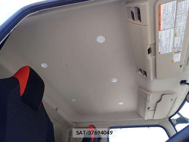 Hino RANGER 2023-03 8628598-11