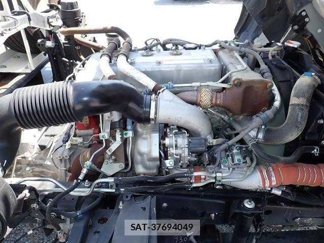Hino RANGER 2023-03 8628598-21