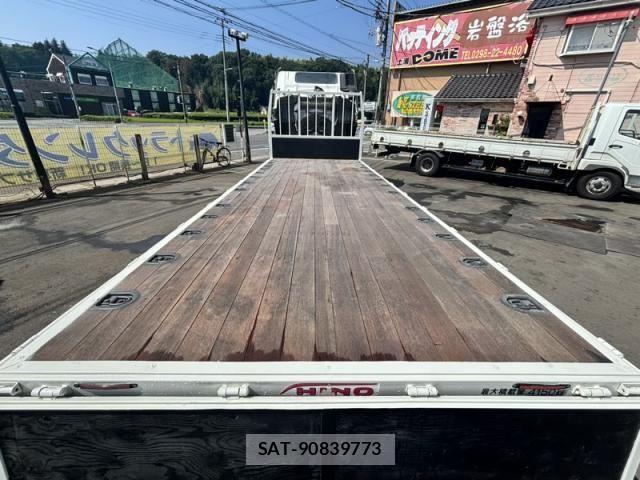 Hino RANGER 2016-08 8628605-12