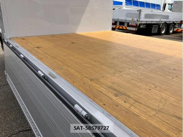 Hino RANGER 2023-03 8628597-10